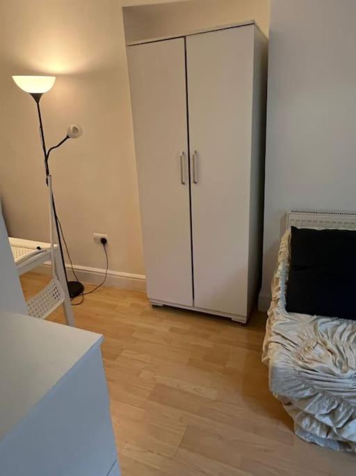 001- Lovely 3-Bedroom Very Close To Oxford Street London Exterior foto