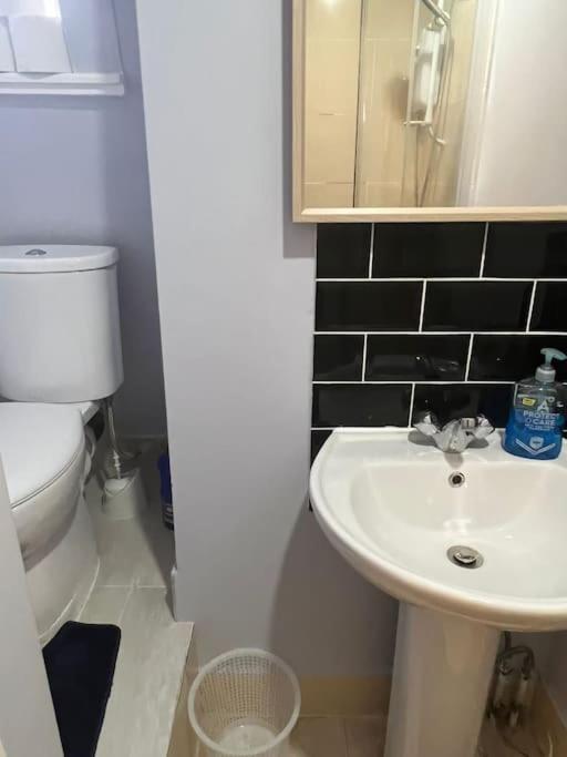 001- Lovely 3-Bedroom Very Close To Oxford Street London Exterior foto