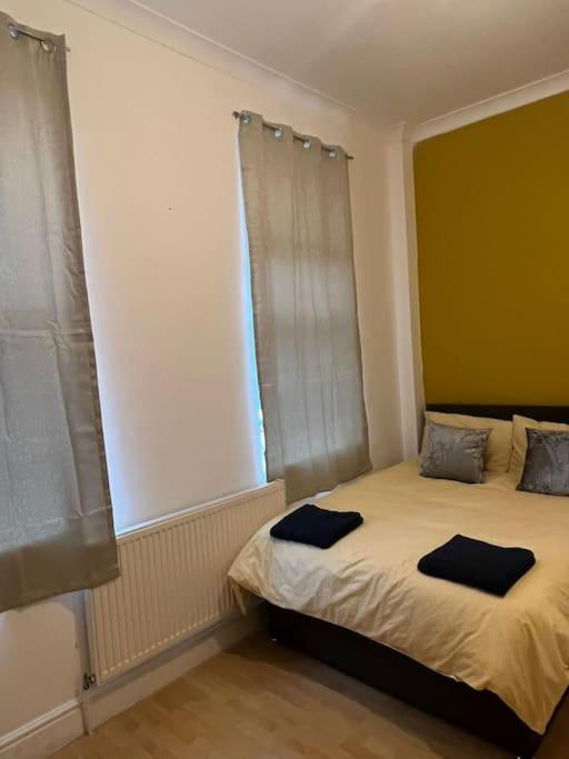 001- Lovely 3-Bedroom Very Close To Oxford Street London Exterior foto
